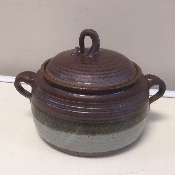 Stoneware Pottery Signed & Stamped Lidded Soup Tureen/Bean Pot - Picture 2 of 10